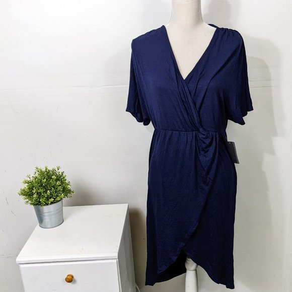 The Vanity Room Dresses & Skirts - THE VANITY ROOM Women's NWT Navy Blue Surplice Faux Wrap Dress Size XL